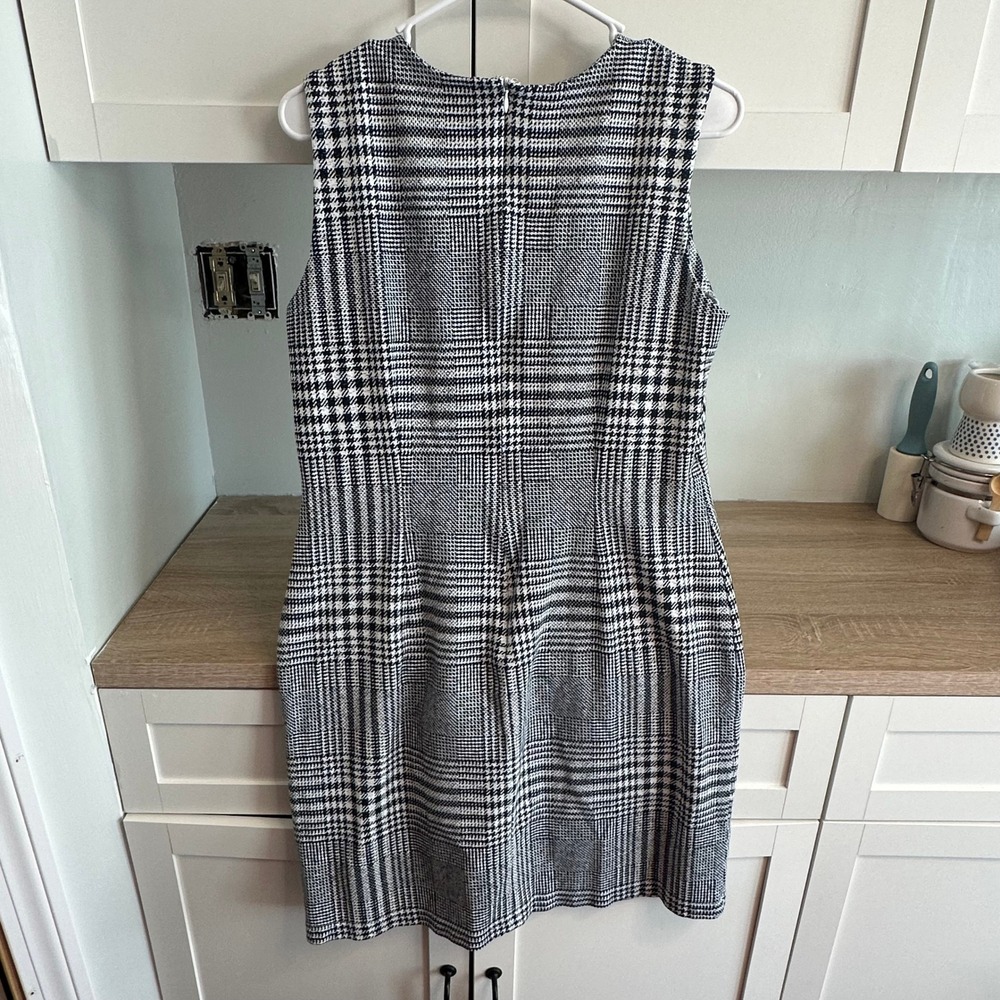 J.McLaughlin Houndstooth Plaid Urban Chic Sleeveless Shift Dress Sz L Stretch - Picture 2 of 9